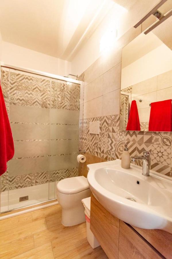 Via Mentana Hotel Baunei Esterno foto