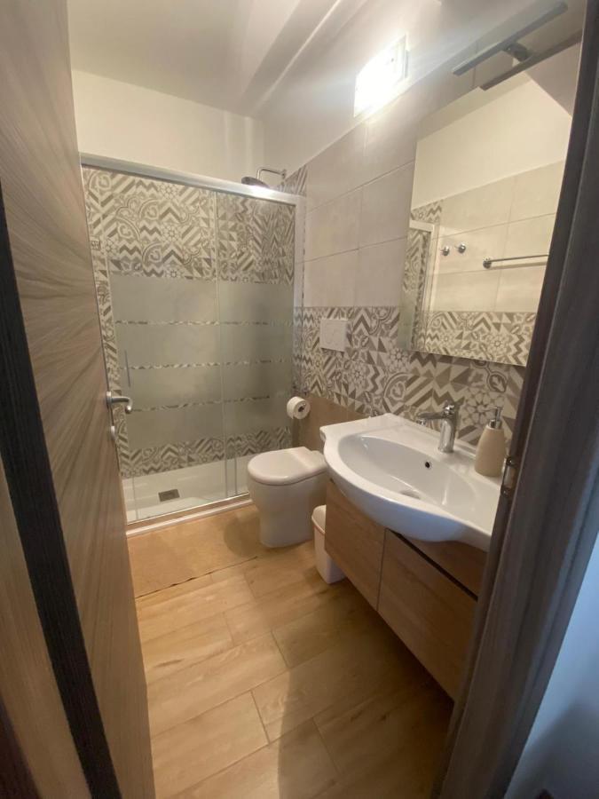 Via Mentana Hotel Baunei Esterno foto