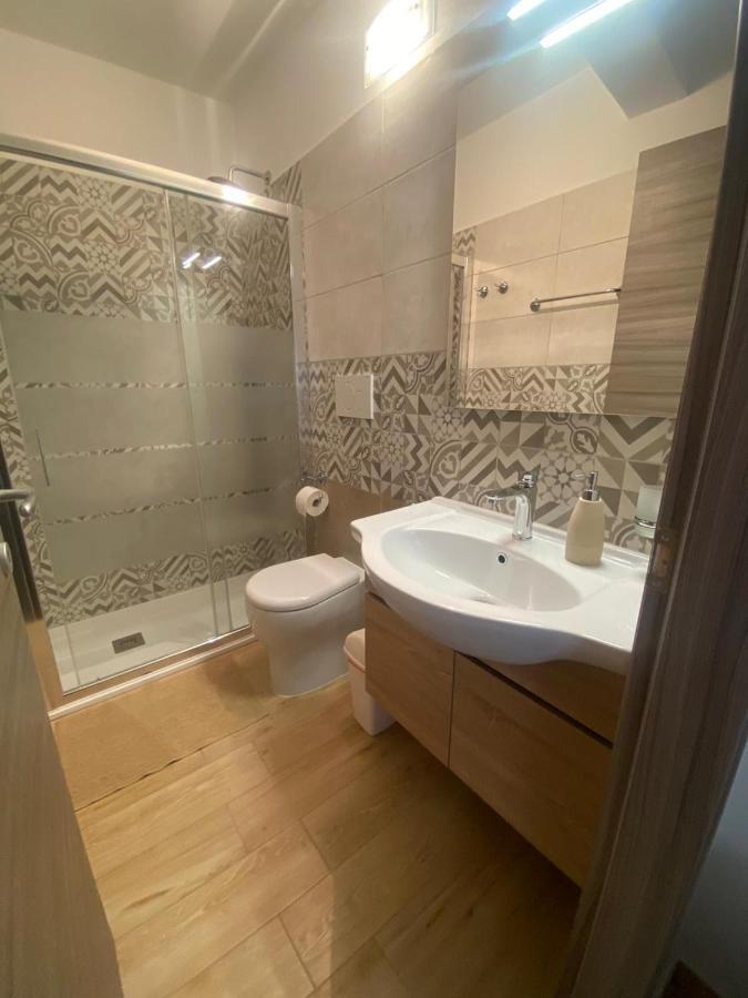 Via Mentana Hotel Baunei Esterno foto